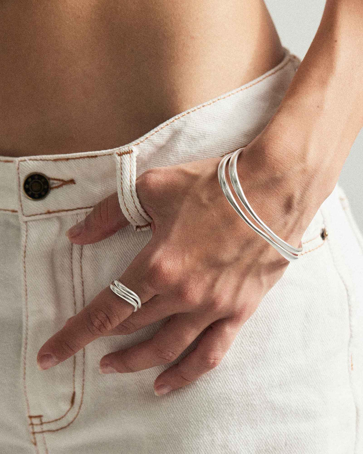 ECHO RING (STERLING SILVER)
