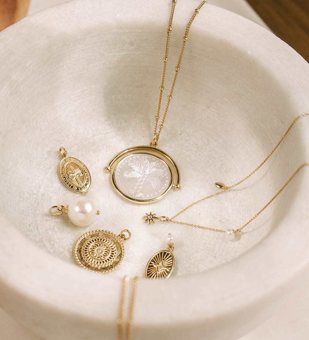 LARGE FRESHWATER PEARL NECKLACE (18K GOLD VERMEIL) - IMAGE 4