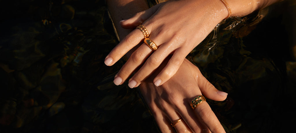 How to Stack Rings: Expert Tips for Stylish Layers – KIRSTIN ASH (New ...
