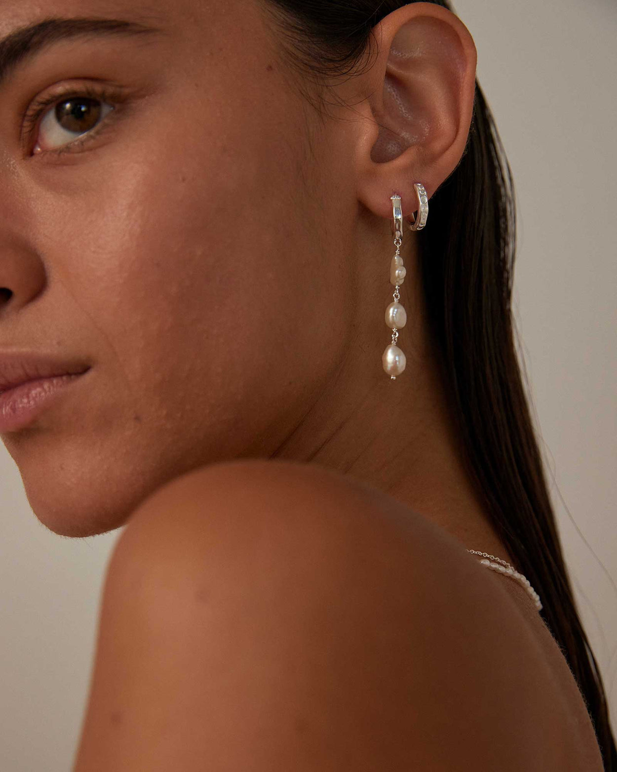 ECLIPSE HOOPS (STERLING SILVER) IMAGE 2
