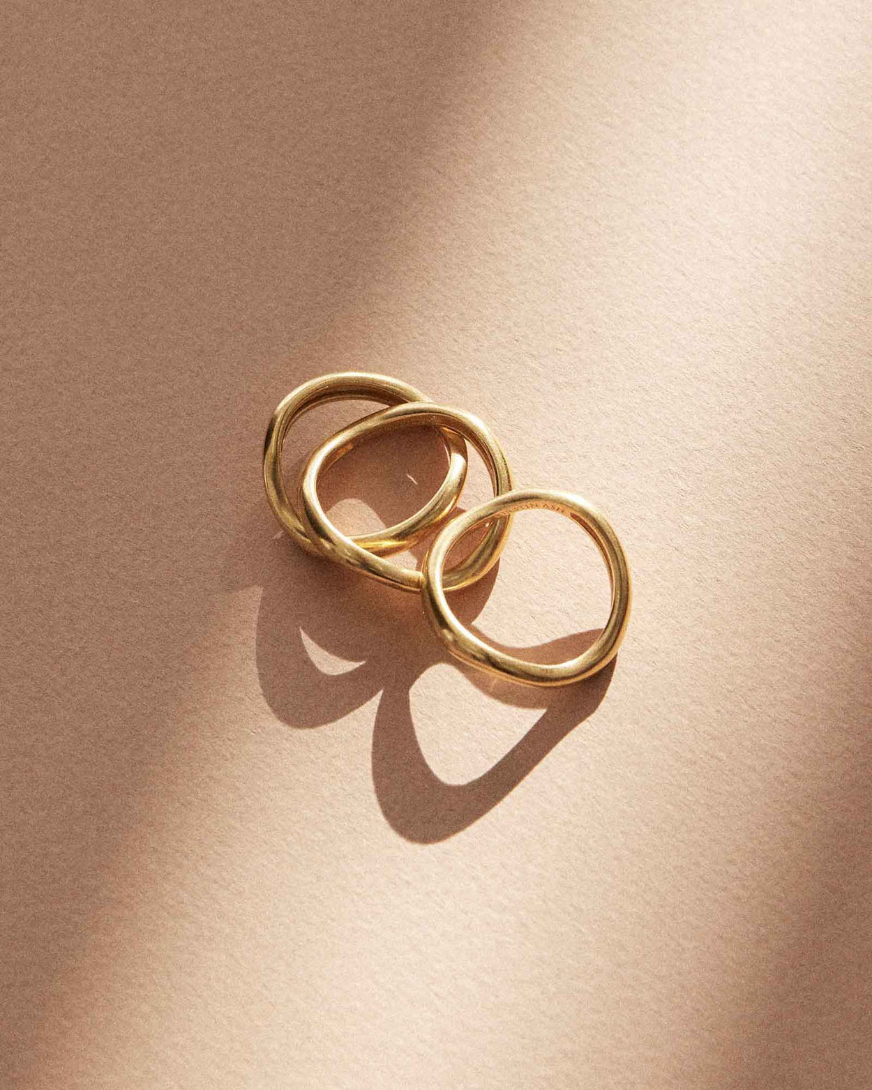 ECHO RING (18K GOLD VERMEIL)