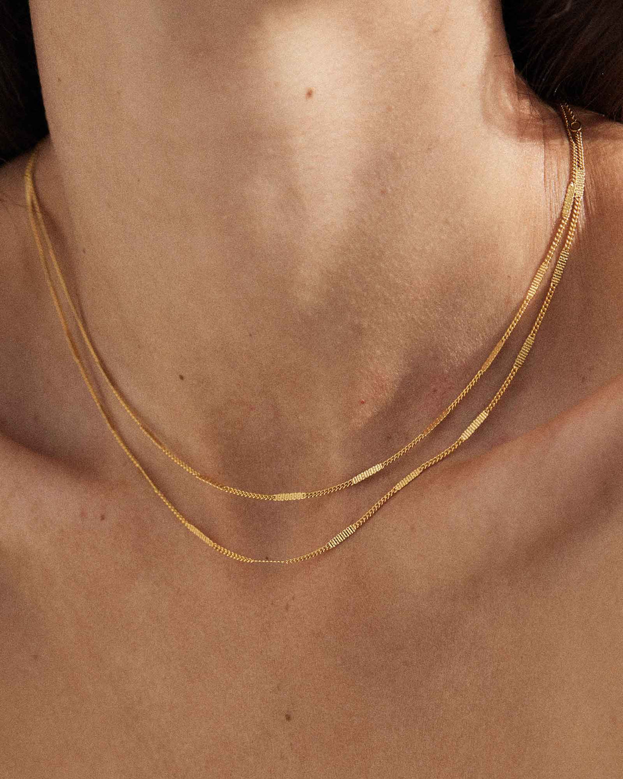 SHIFT CHAIN NECKLACE (18K GOLD PLATED)