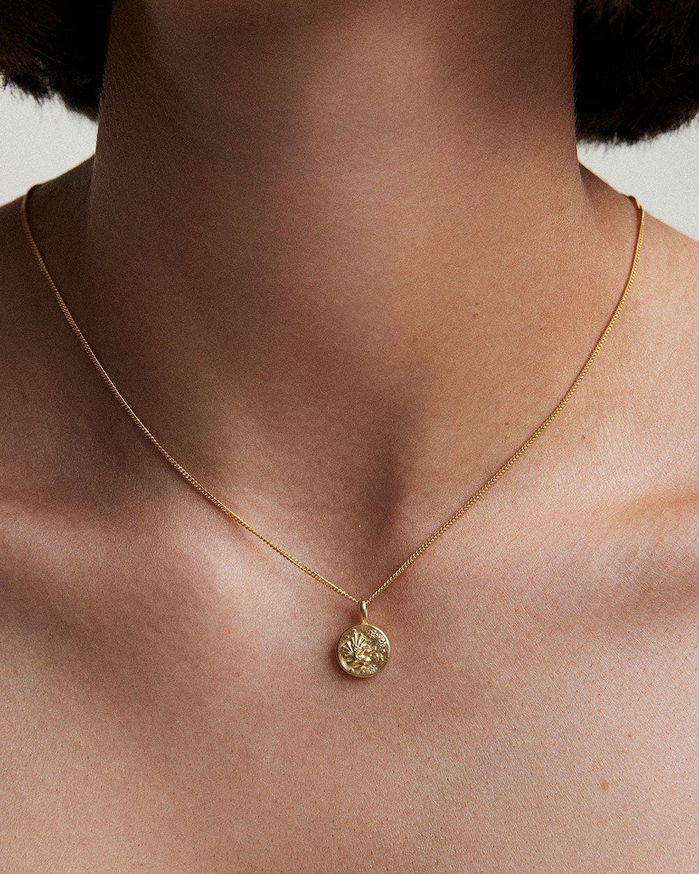 PISCES PETITE ZODIAC NECKLACE (18K GOLD VERMEIL)