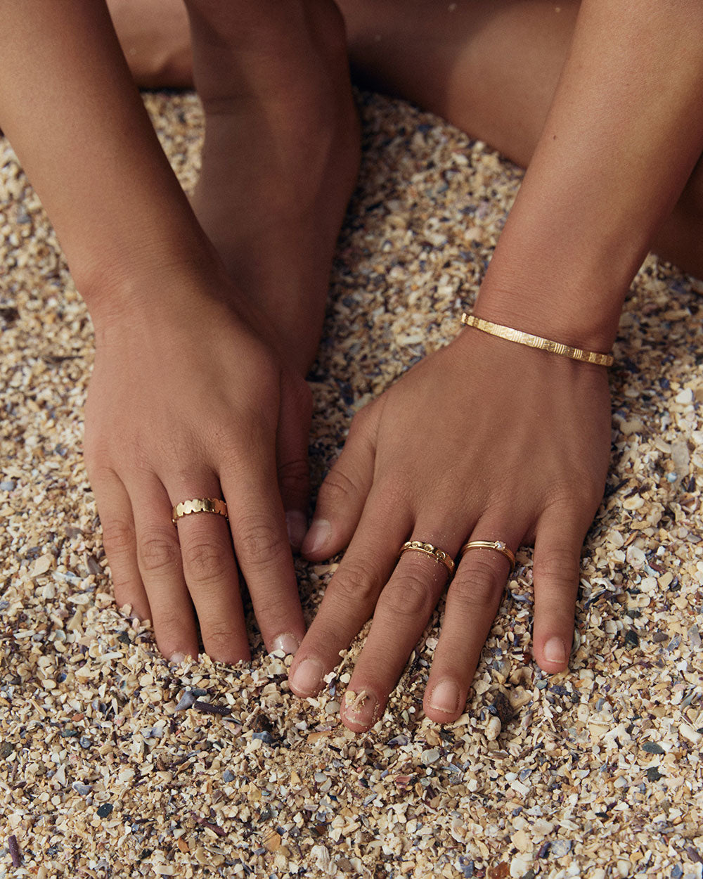 GLISTEN CUFF (18K GOLD PLATED)