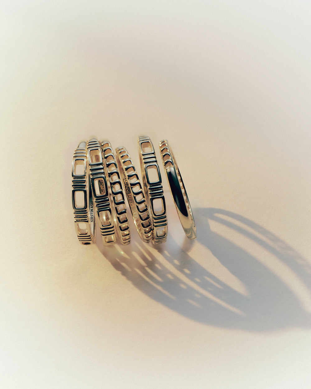 ELYSIUM CHAIN RING (9K GOLD)