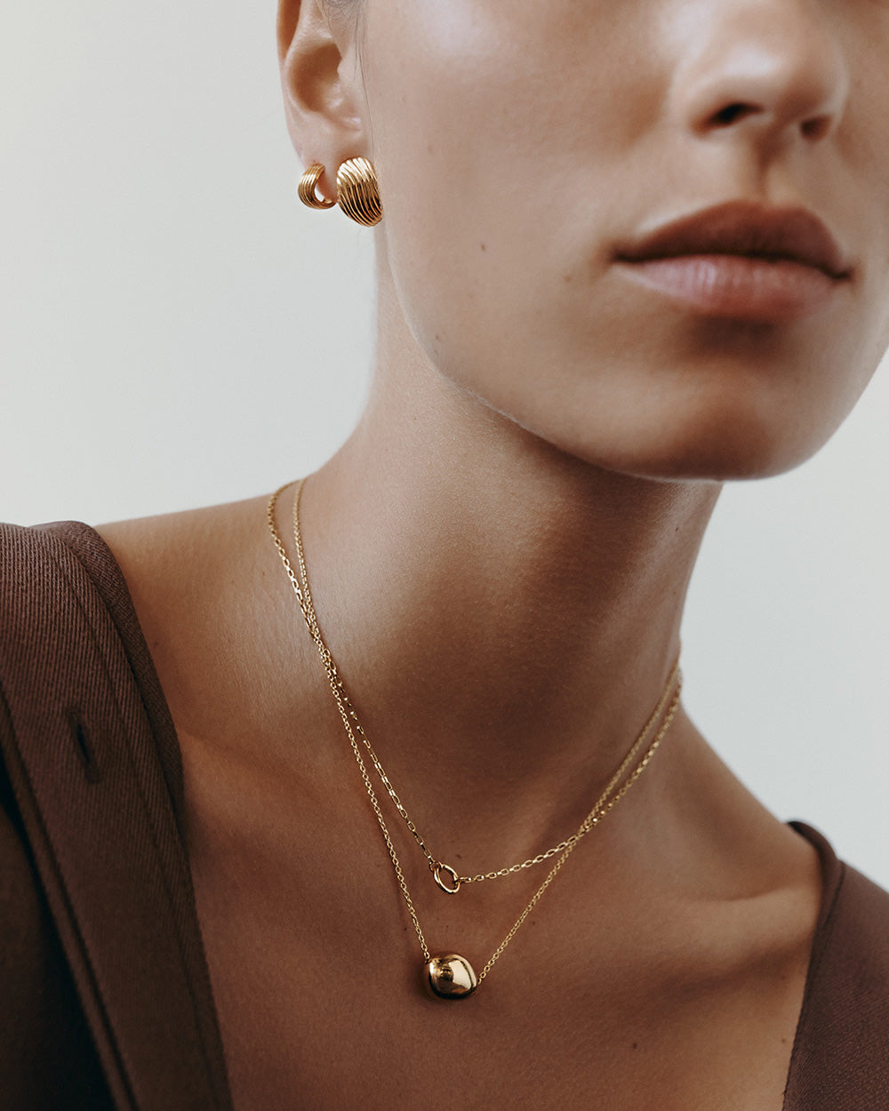 STILLNESS NECKLACE (18K GOLD PLATED) IMAGE 2