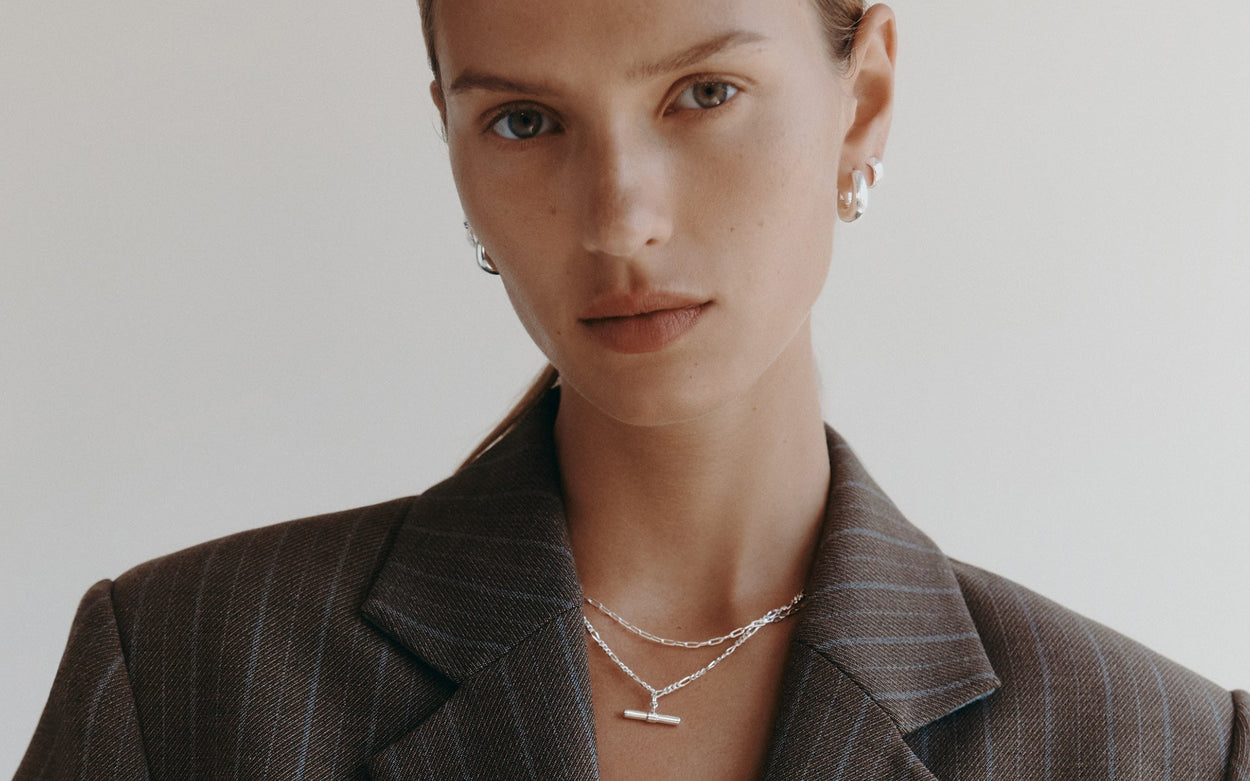 RHYTHM T-BAR NECKLACE (STERLING SILVER)