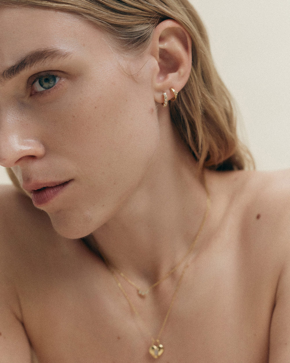 AQUILA HUGGIES (18K GOLD PLATED)