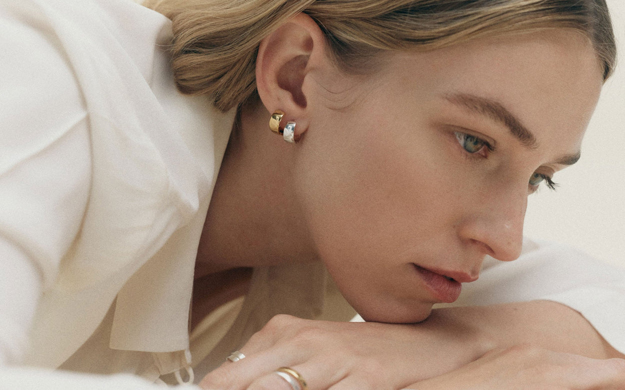 VERA HOOPS (18K GOLD PLATED)