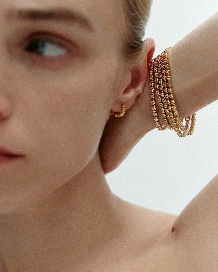 VALE TENNIS HUGGIES (18K GOLD PLATED)