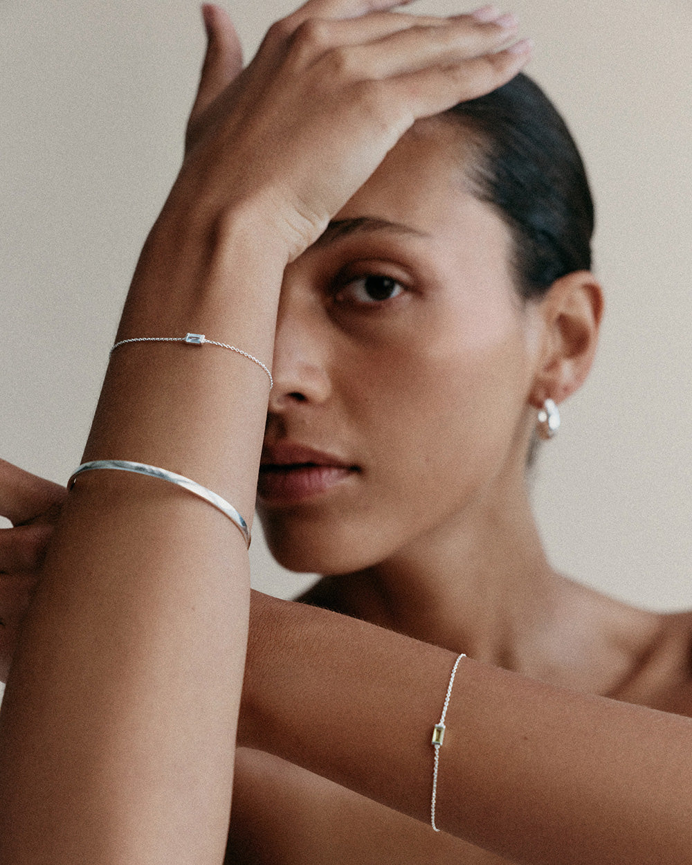 BAGUETTE BIRTHSTONE BRACELET (STERLING SILVER)