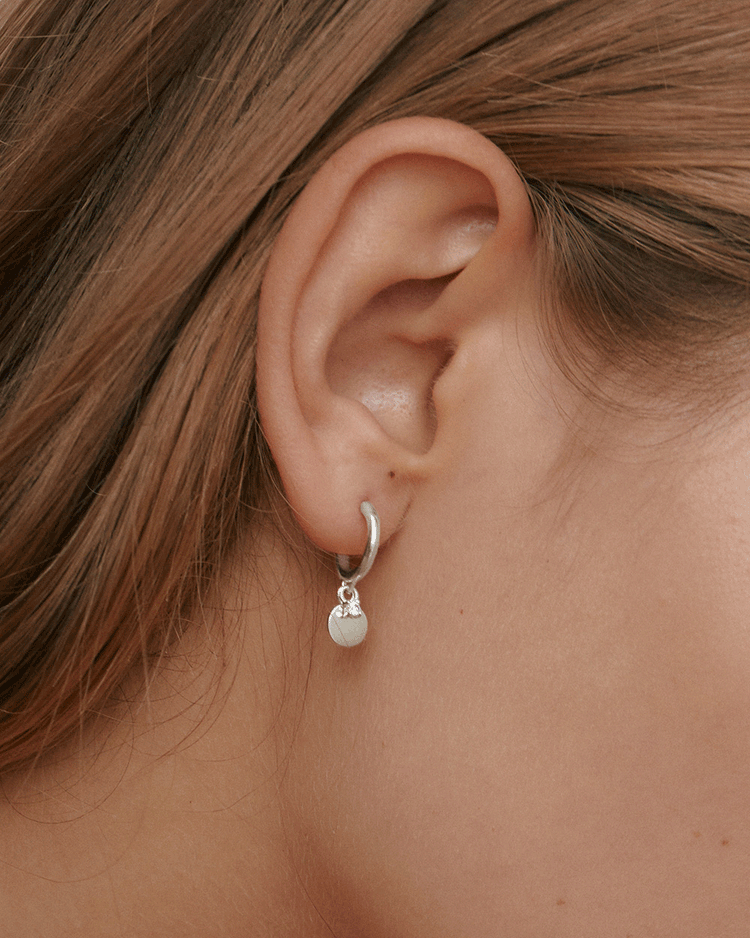 HONOUR HOOPS (STERLING SILVER)