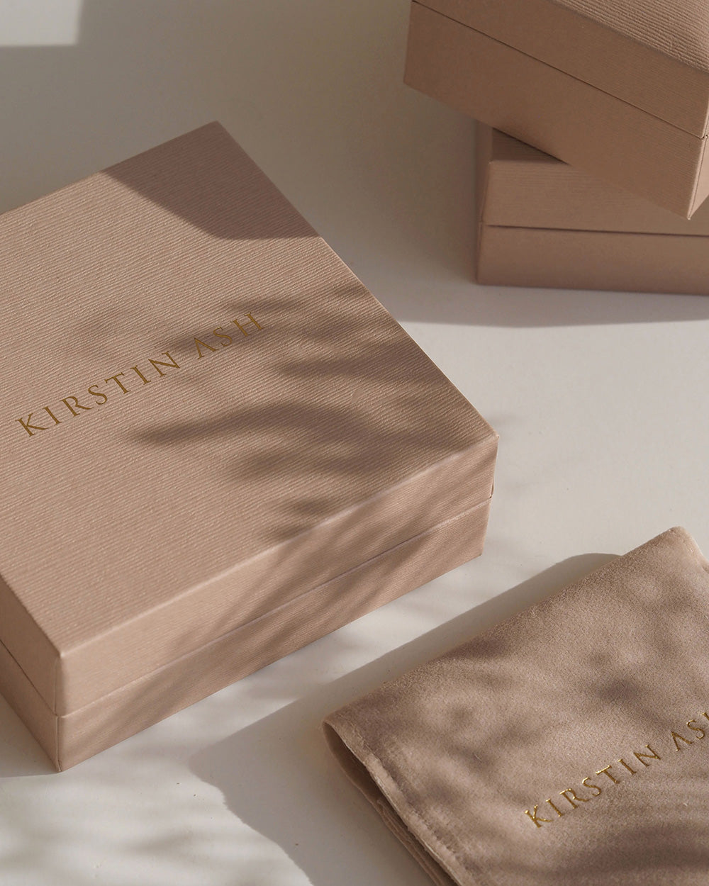 TEMPO TIGERS EYE HOOPS (18K GOLD PLATED)